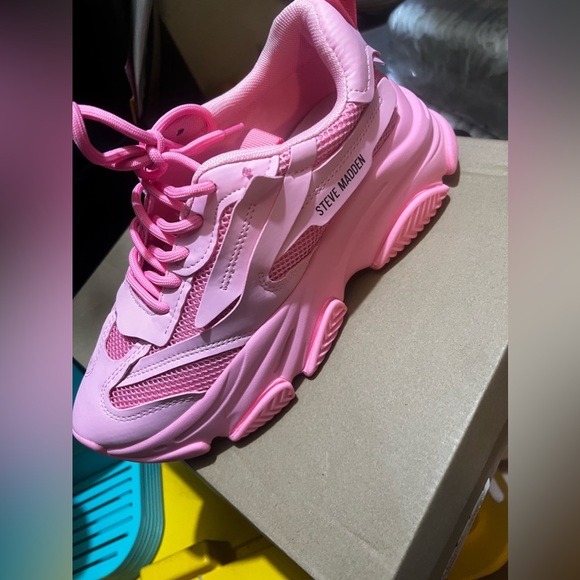 Steve Madden shoes - Picture 2 of 2